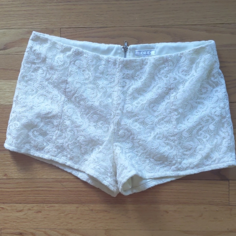 Lace shorts